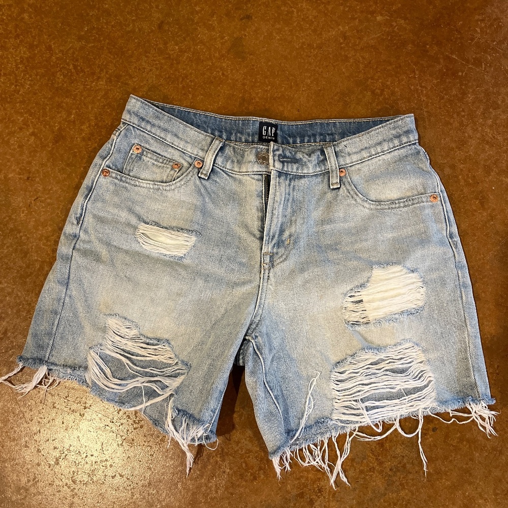 Gap mom shorts